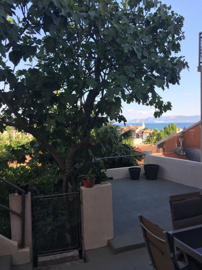 Central House Nona Crikvenica Exterior foto