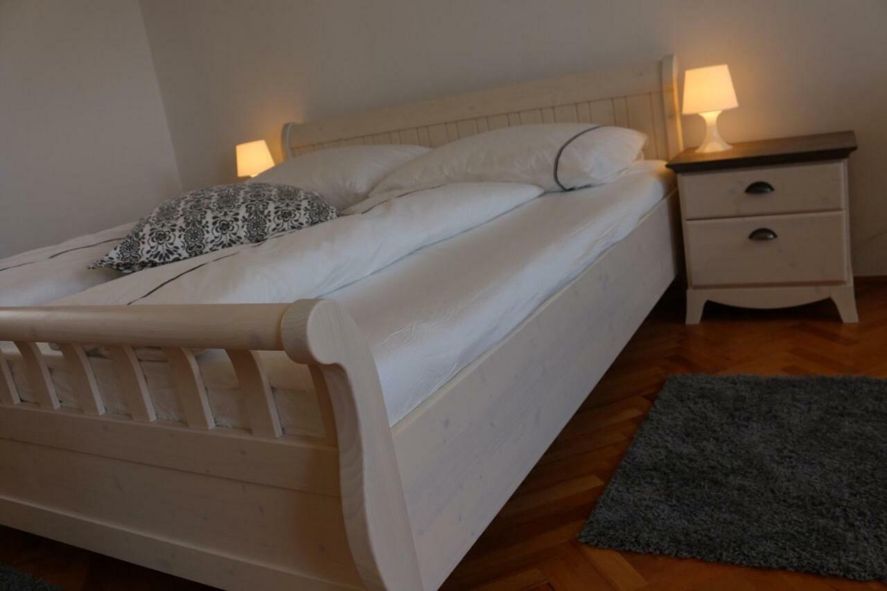 Central House Nona Crikvenica Exterior foto